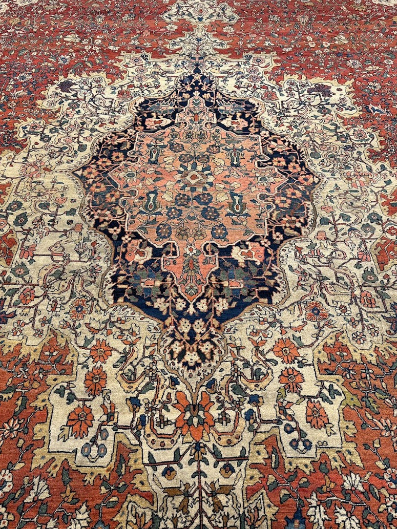 Antique Farahan Sarouk  | 14'10" X 21'4"